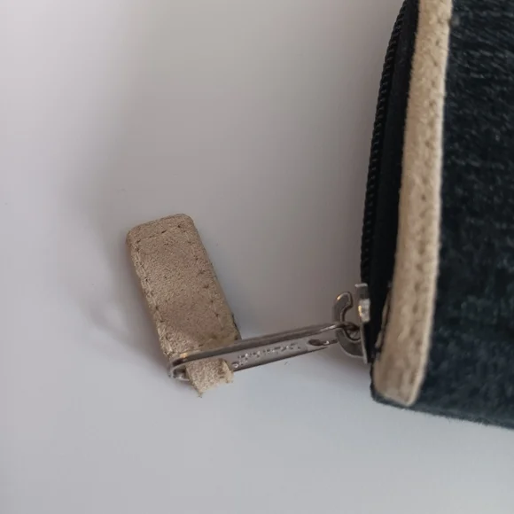 Mudd Y2K Denim Floral Butterfly Embroidered Blue Zip Around Wallet Purse - Picture 4 of 7